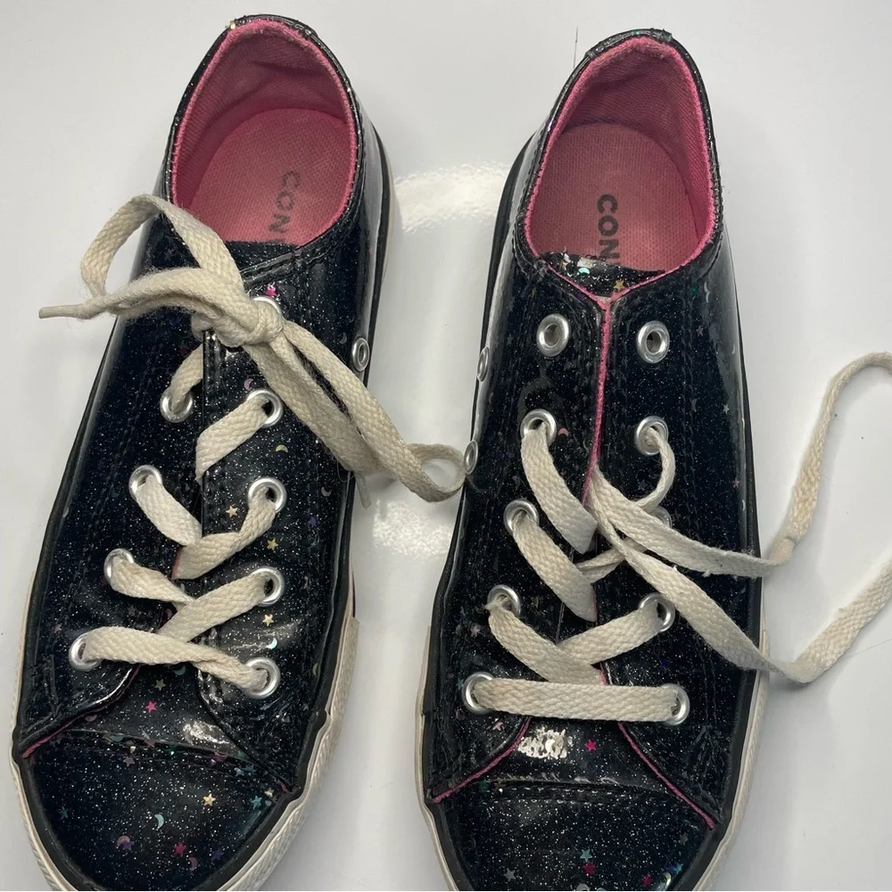 Converse All Star Low Tops Size Kids 2 Shiny Black Stars Moons PRELOVED - Picture 2 of 10